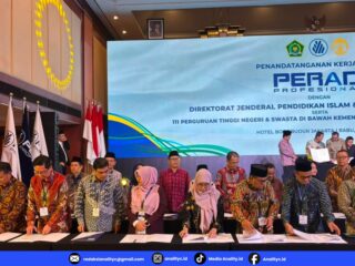 Perkuat Jalur Profesi Lulusan Fakultas Syariah, UIN RIL Teken Kerja Sama dengan PERADI Profesional